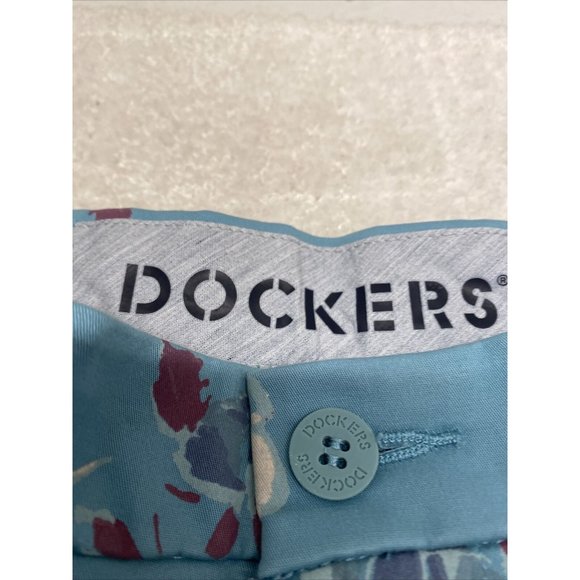 Dockers Men's Ultimate Supreme Flex Shorts NWT Size 28 Waist Blue Floral Pattern - Picture 7 of 7
